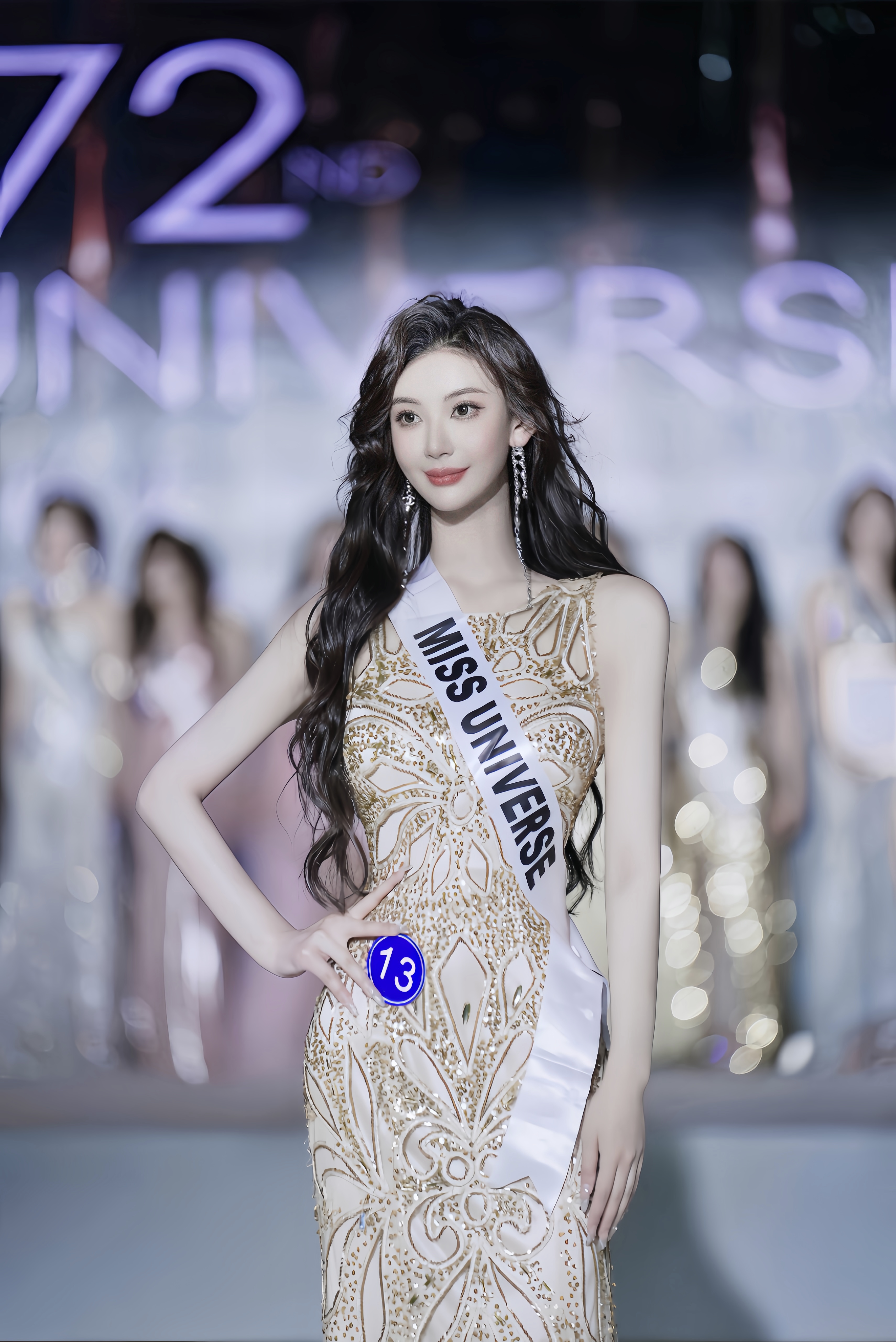演员刘银，与自然美景的邂逅与内心宁静之旅
